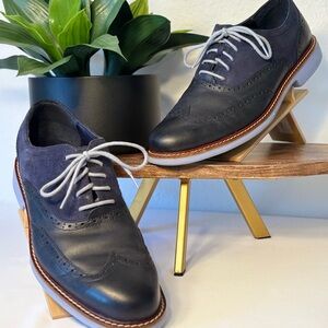 Men’s Cole Haan Navy Two-Tone Wingtip Oxfords - Sz 9